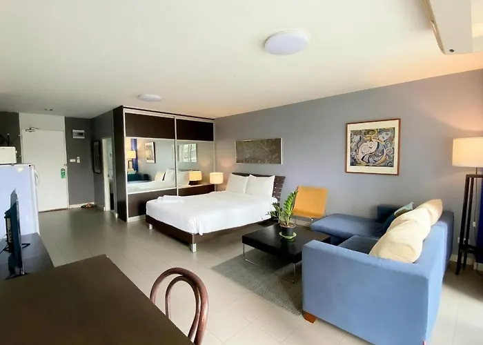 The Studio At Sathorn Terrace Apartment *
