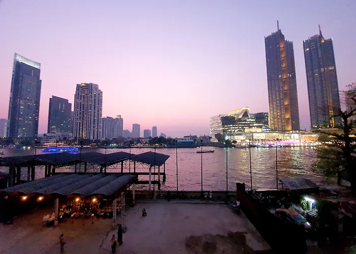 The Studio At Sathorn Terrace *